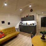 Holiday home Jura Glamp Luksusowe Caloroczne Na Wylacznosc Kopuly Igloo Taras Ogrod Wola Kalinowska