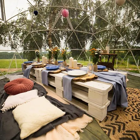 Jura Glamp Artystyczne Domki Z Kopulami Igloo Prázdninový dům *