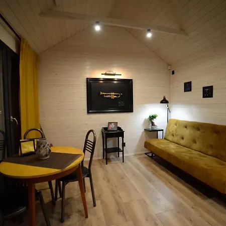 Jura Glamp Artystyczne Domki Z Kopulami Igloo Prázdninový dům